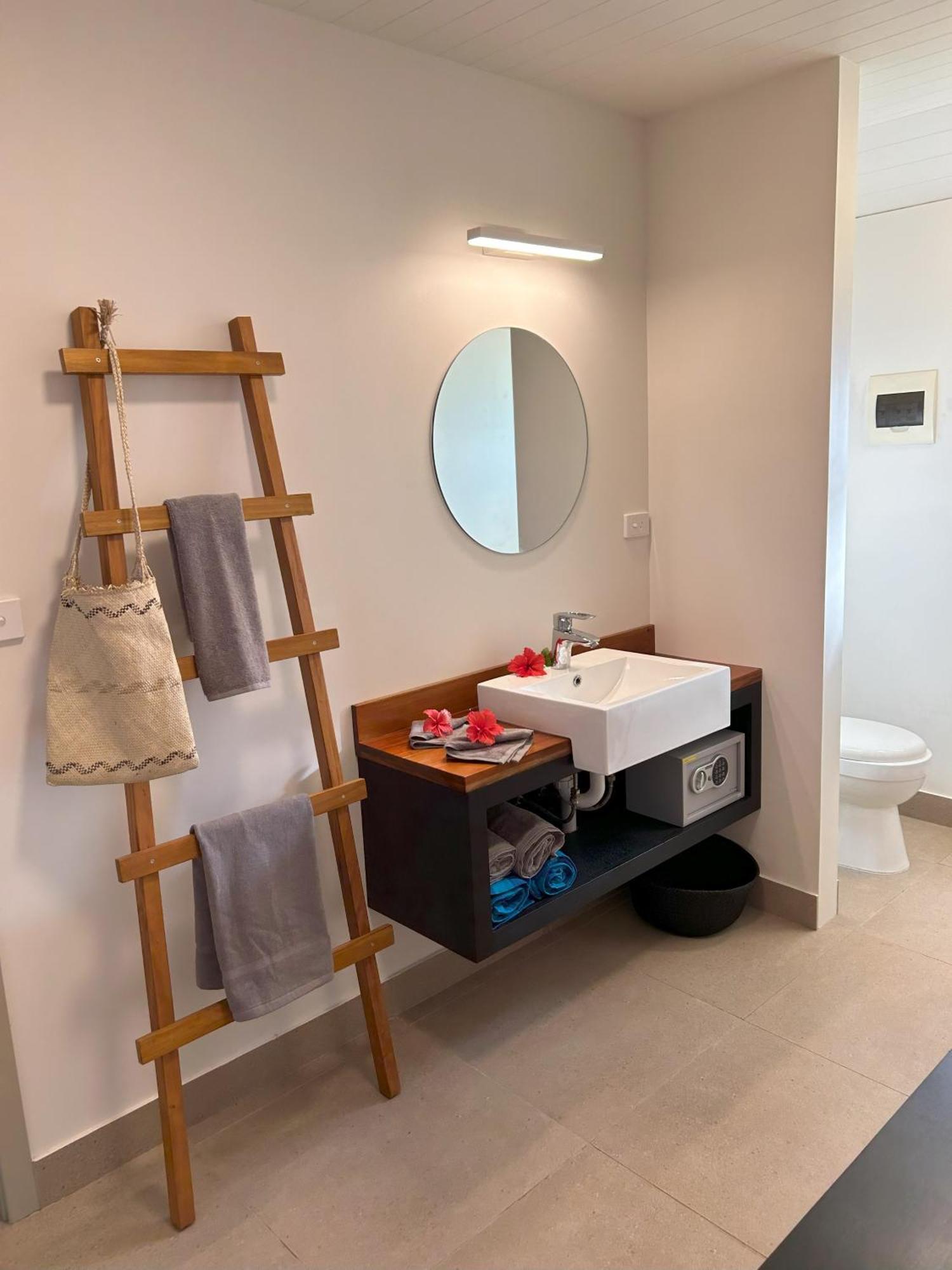 Mai Sunset Island Resort Ngunu Εξωτερικό φωτογραφία